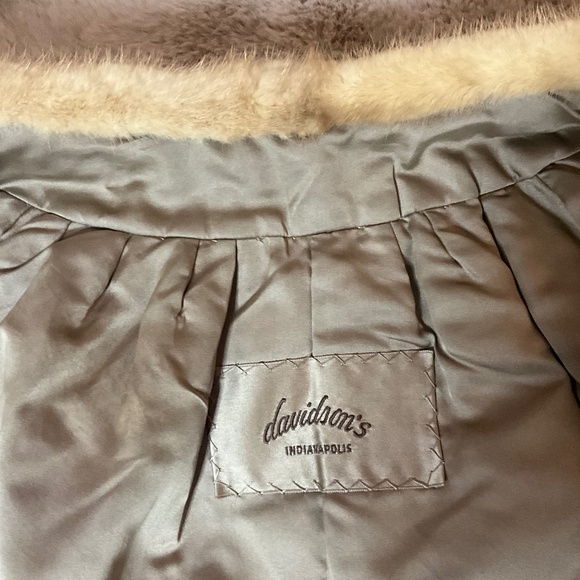 ** Beautiful Vintage Mink Wrap ** - Picture 7 of 9